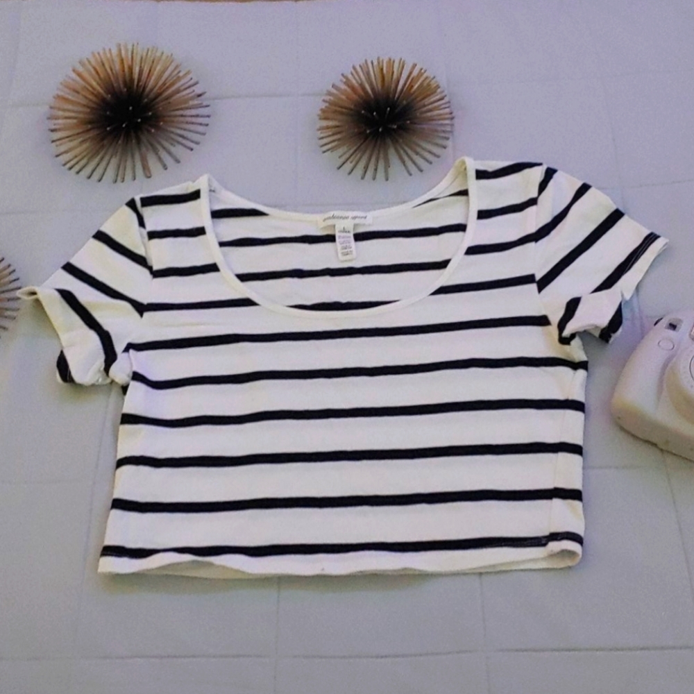 Ambiance Apparel Striped Crop Top 🌿